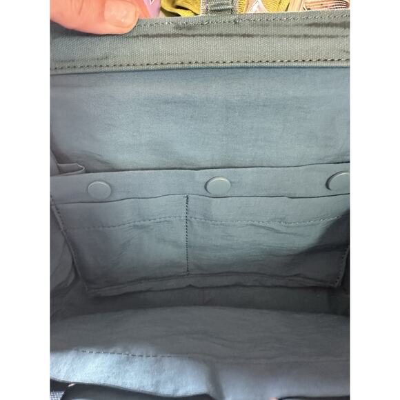 Petunia Pickle Bottom Teal Scroll Design Insulated Clutch/bottle Sturdy Baby Bag - Picture 8 of 8